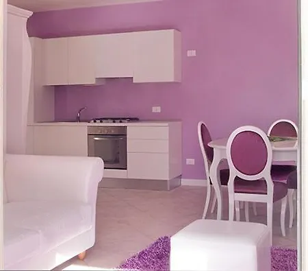 بيت للعطل Rachele Con Piscina باليستراتي