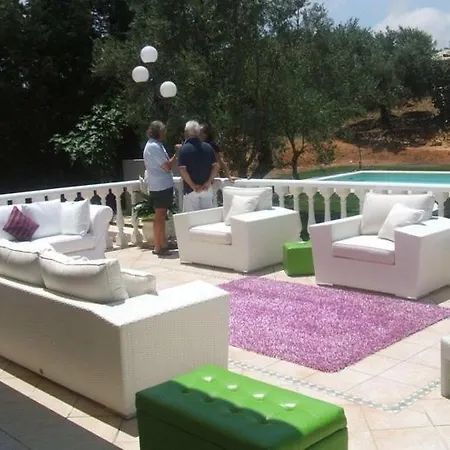 Rachele Con Piscina بيت للعطل