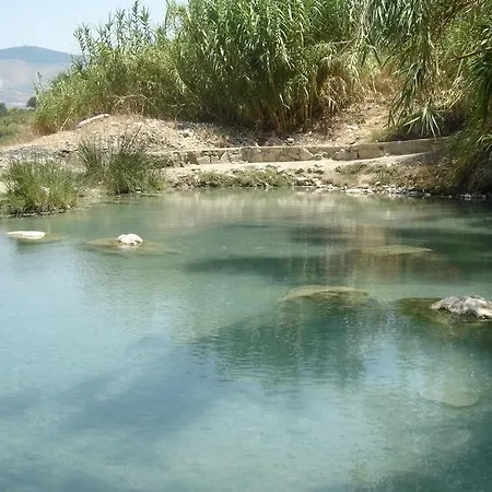 بيت للعطل Rachele Con Piscina باليستراتي