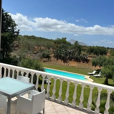 Holiday home Rachele Con Piscina Balestrate
